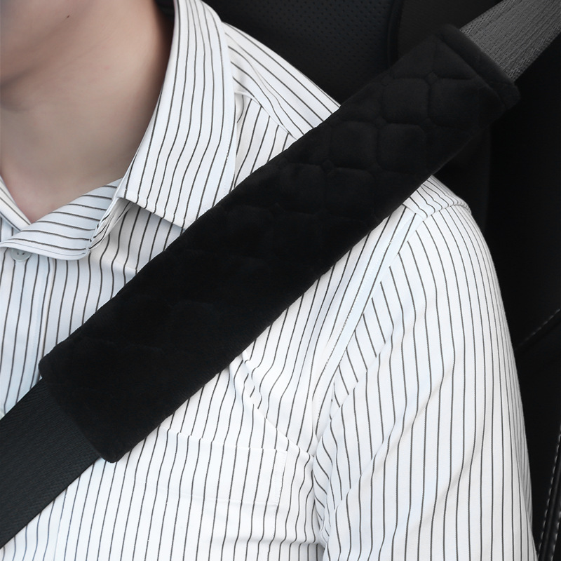 Car Soft Seat Belt Cover Universal Auto Seat Belt Covers Warm Plush Safety Belts Shoulder Protection Auto Interior Accessories
