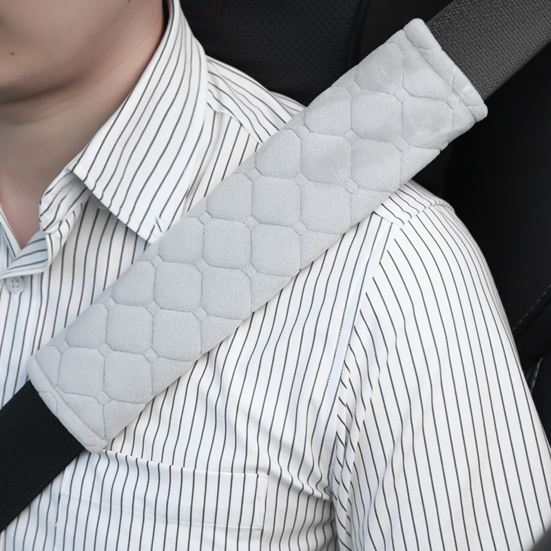 Car Soft Seat Belt Cover Universal Auto Seat Belt Covers Warm Plush Safety Belts Shoulder Protection Auto Interior Accessories